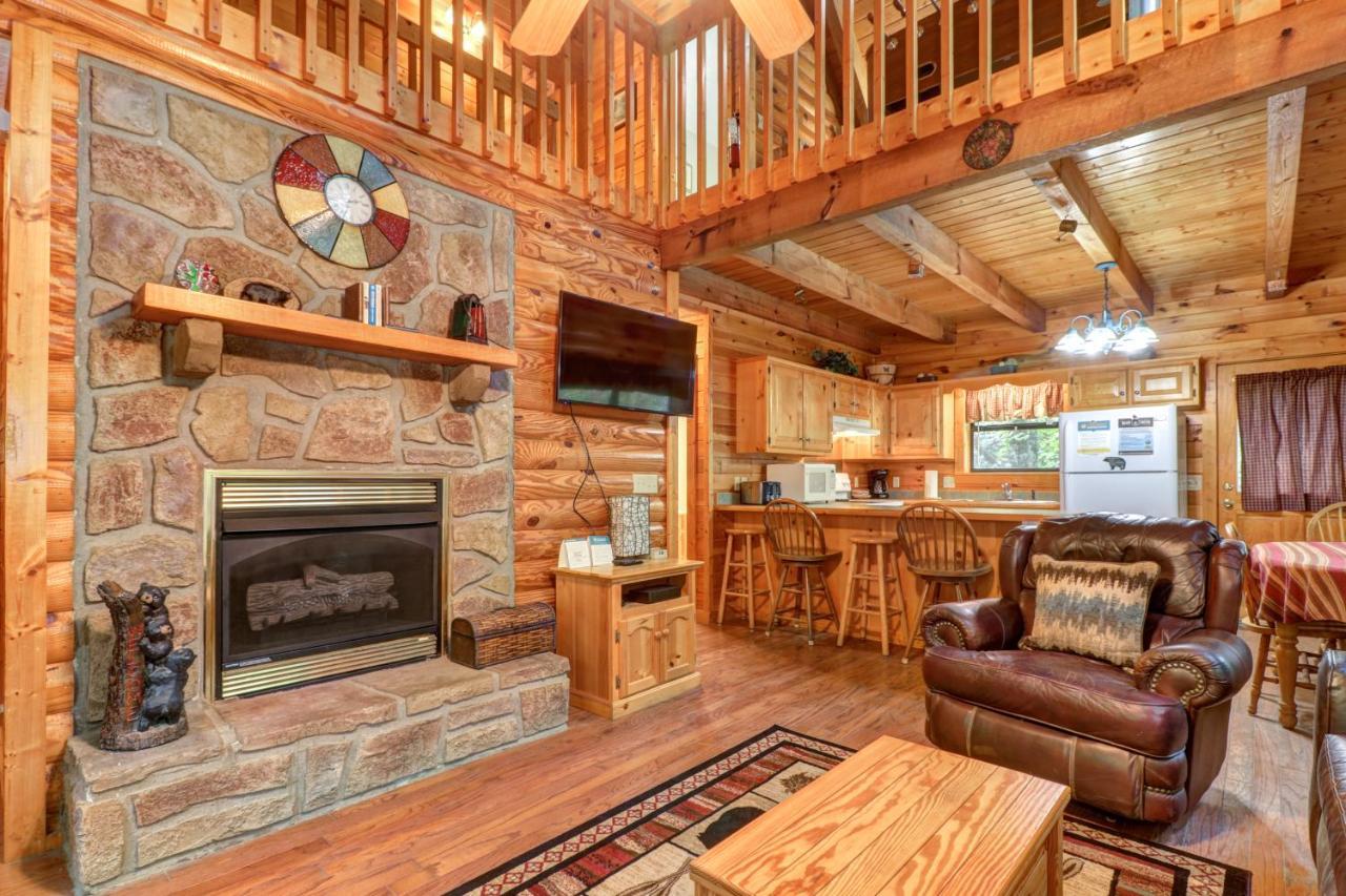 Friendly Bear Cabin Pigeon Forge Dış mekan fotoğraf